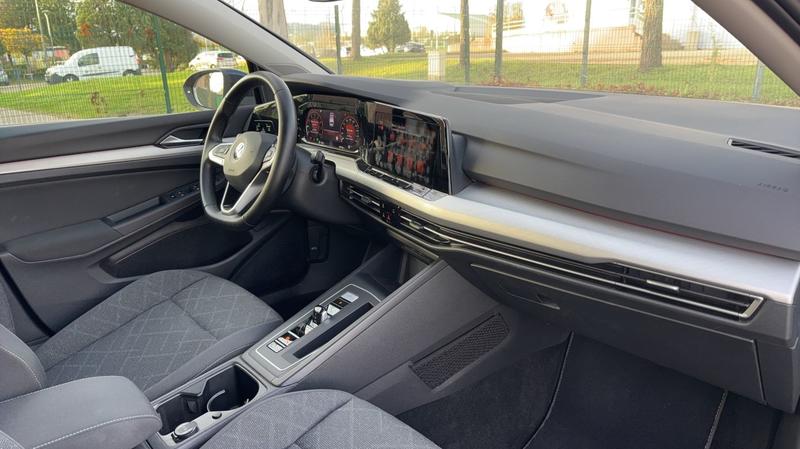 Volkswagen Golf Sw VIII 1.5 eTSI Opf 130 Dsg7 Life