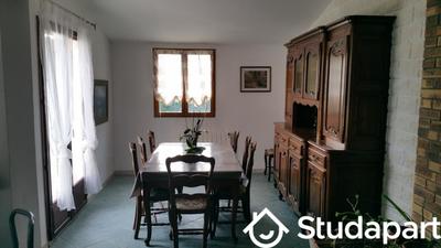 Chambre - 9 m² - 1 pièce