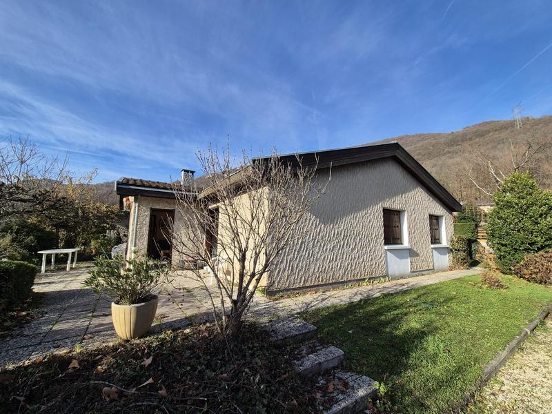 Maison - 96 m² - 4 pièces