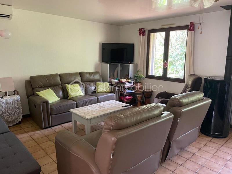 Maison - 121 m² - 6 pièces