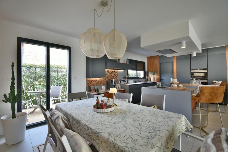 Villa - 120 m² - 4 pièces