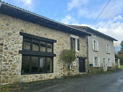 Maison - 287 m² - 12 pièces