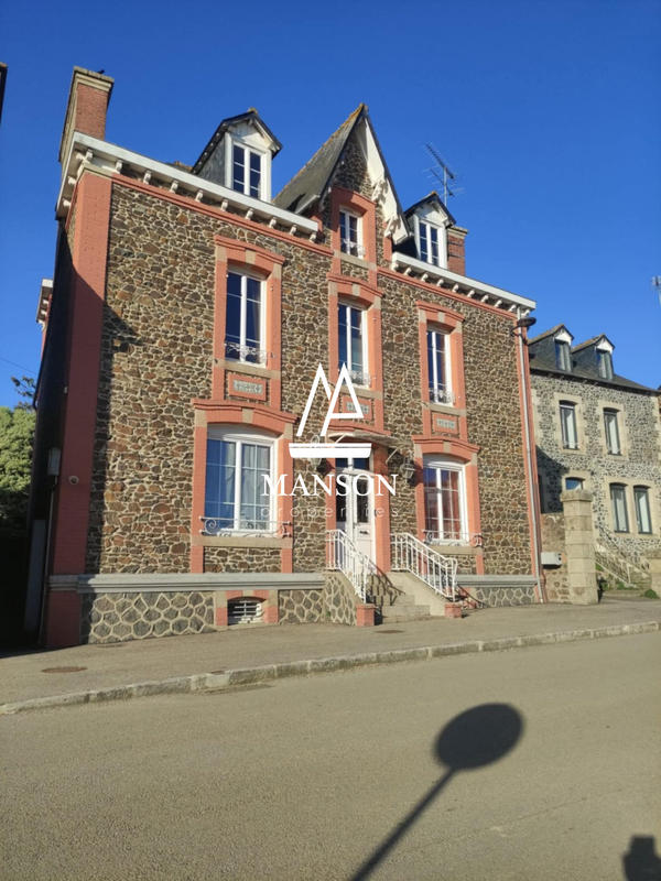 Maison ancienne - 139 m² - 8 pièces