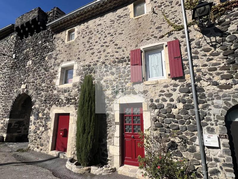 Maison - 145 m² - 5 pièces