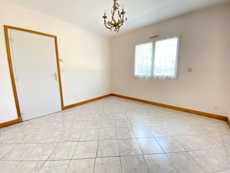 Maison - 183 m² - 6 pièces