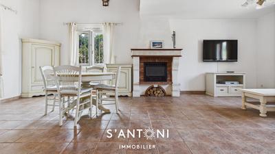 Maison - 145 m² - 4 pièces