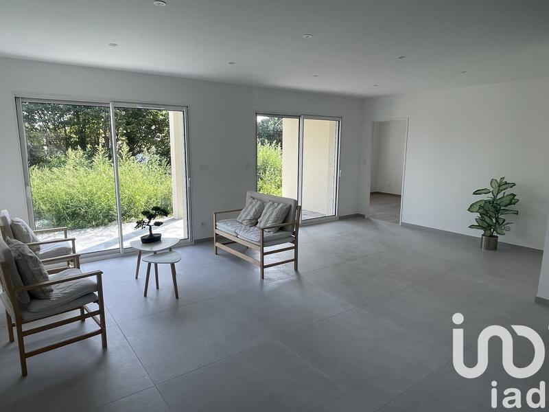 Maison - 104 m² - 4 pièces