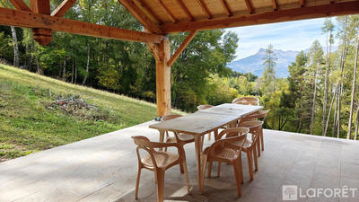 Maison - 149 m² - 6 pièces