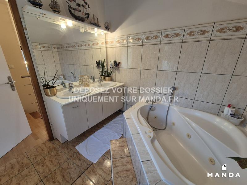 Appartement - 197 m² - 5 pièces