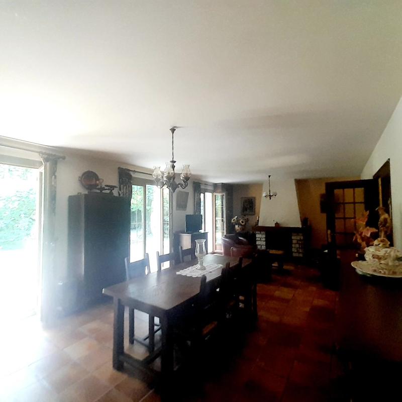 Maison - 133 m² - 7 pièces