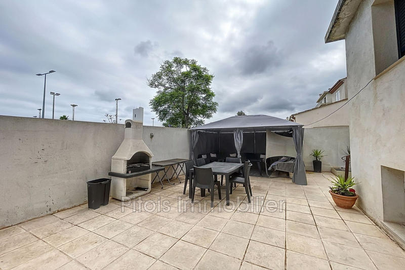 Maison - 207 m² - 10 pièces