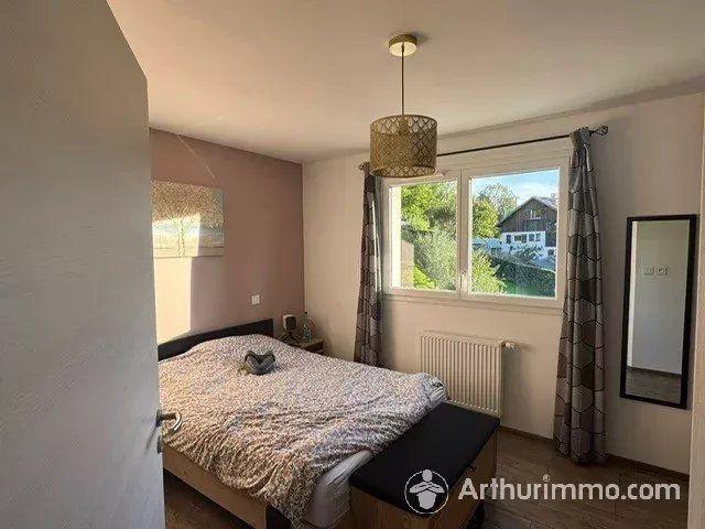 Maison - 98 m² - 4 pièces