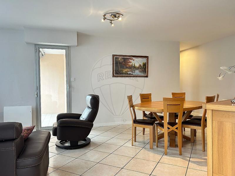 Appartement - 89 m² - 4 pièces