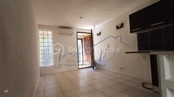 Studio - 19 m² - 1 pièce