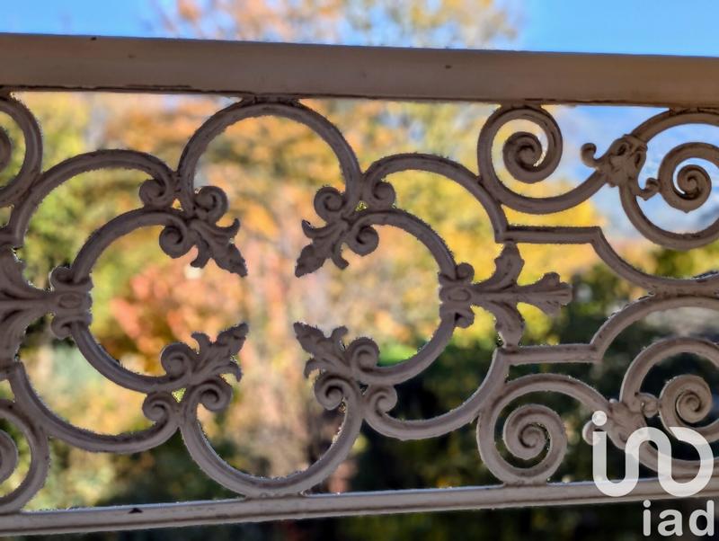 Maison - 237 m² - 7 pièces