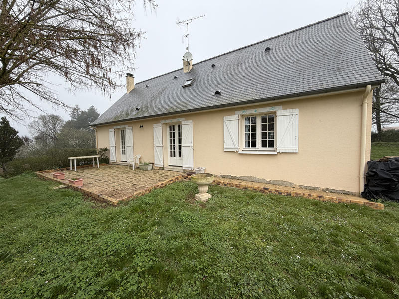 Maison - 137 m² - 5 pièces