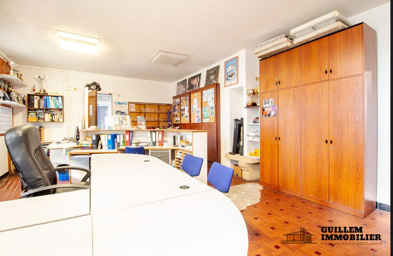 Bureau - 169 m² - 5 pièces