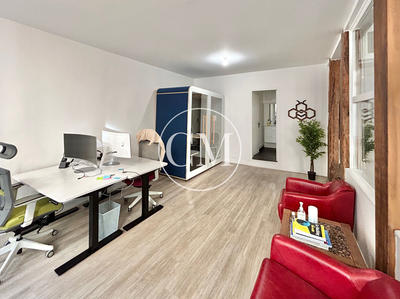 Local commercial - 136 m² - 7 pièces