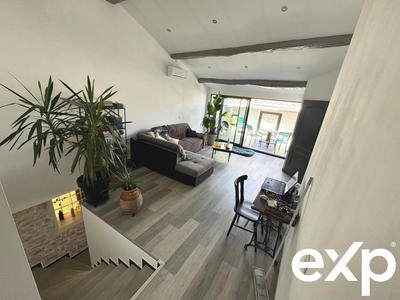 Maison traditionnelle - 84 m² - 4 pièces