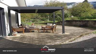 Villa - 90 m² - 4 pièces