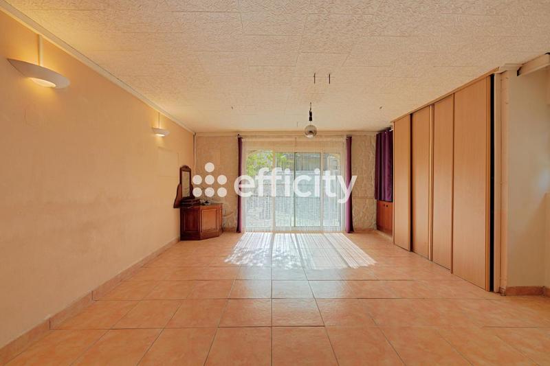 Pavillon - 222 m² - 8 pièces