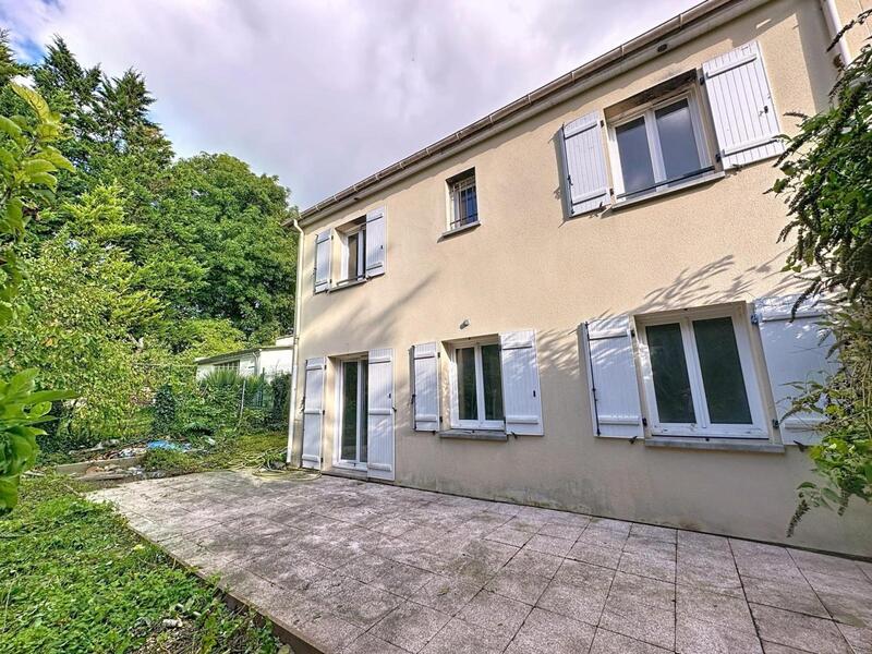 Maison - 114 m² - 6 pièces