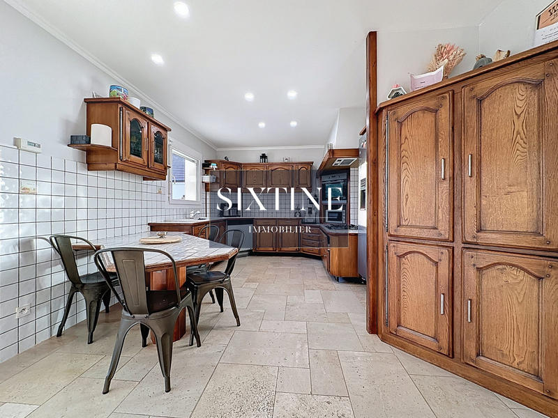 Maison - 150 m² - 7 pièces