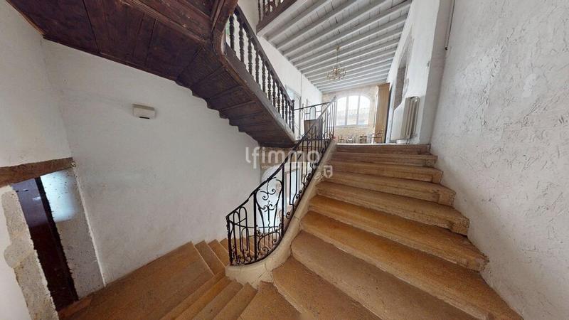 Demeure - 644 m² - 25 pièces