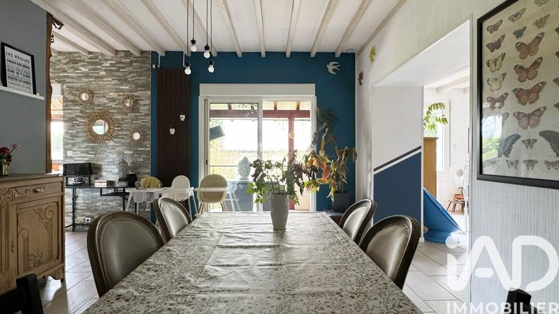 Maison - 185 m² - 8 pièces