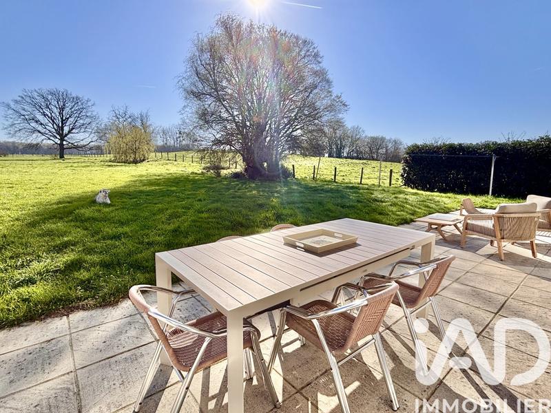 Maison - 171 m² - 8 pièces