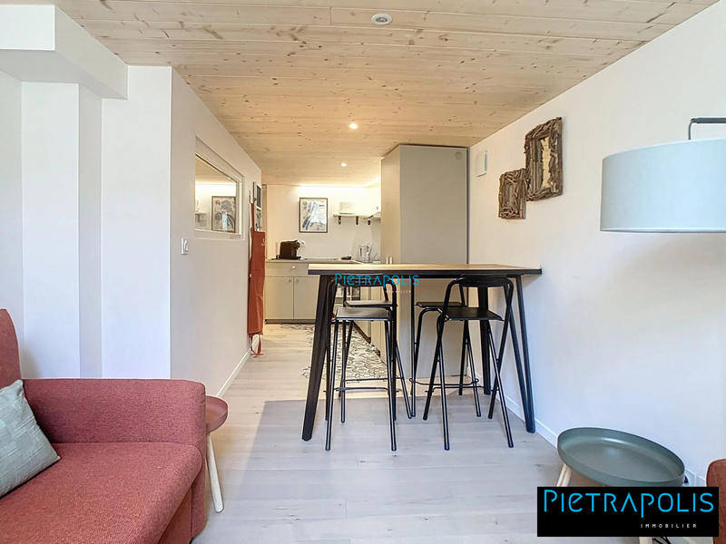 Appartement - 70 m² - 4 pièces