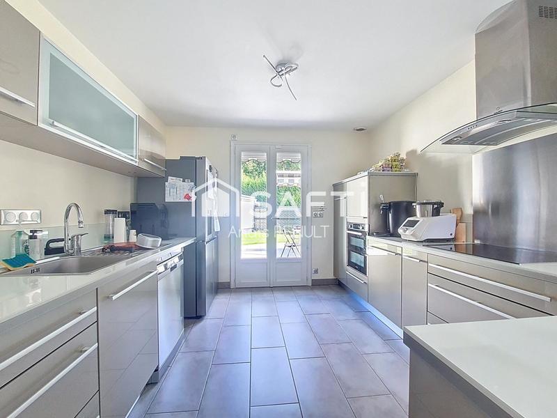 Maison - 120 m² - 6 pièces