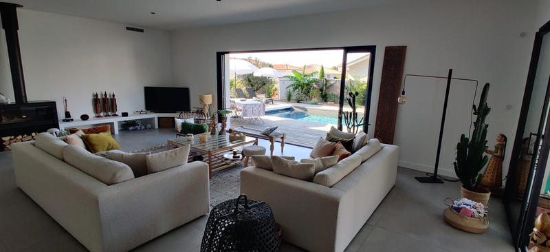 Villa - 182 m² - 6 pièces