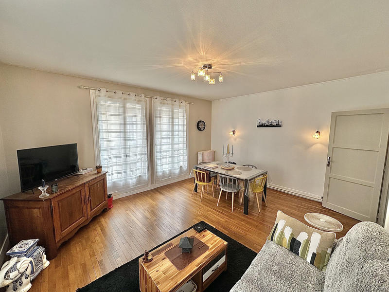 Appartement - 84 m² - 3 pièces