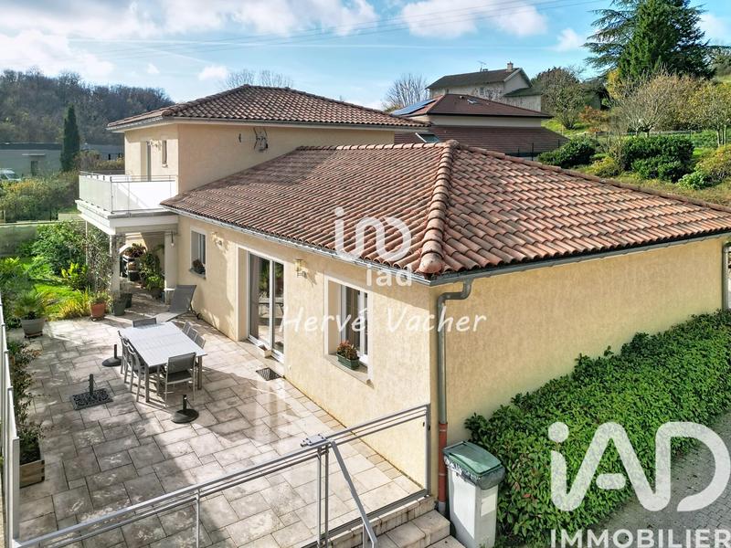 Maison - 153 m² - 5 pièces