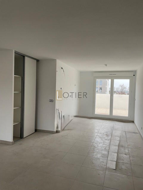 Appartement - 84 m² - 4 pièces