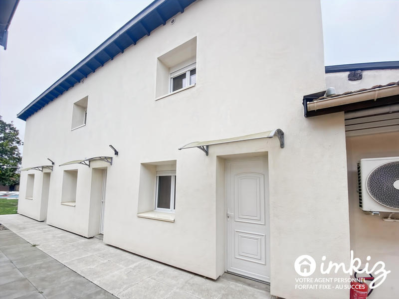 Maison - 285 m² - 10 pièces