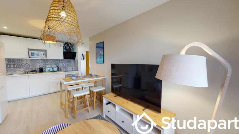 Chambre - 11 m² - 1 pièce