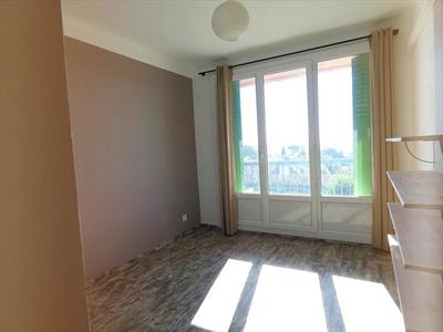 Appartement - 76 m² - 5 pièces