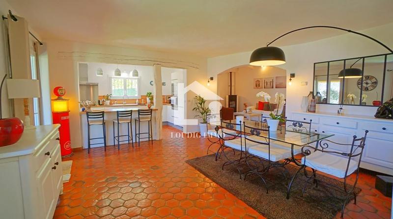 Villa - 133 m² - 6 pièces