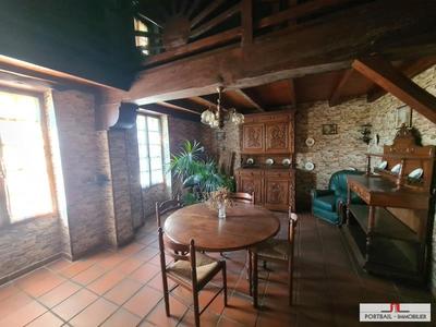 Maison en pierre - 117 m² - 3 pièces