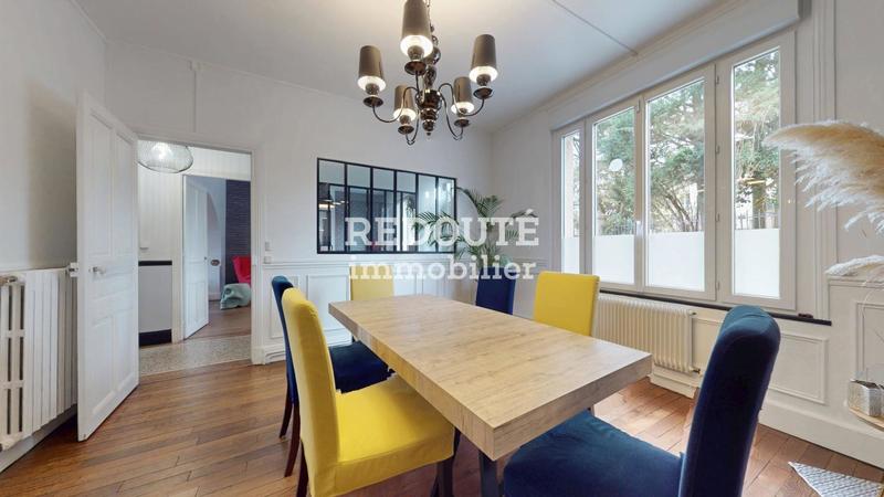 Maison de ville - 173 m² - 8 pièces