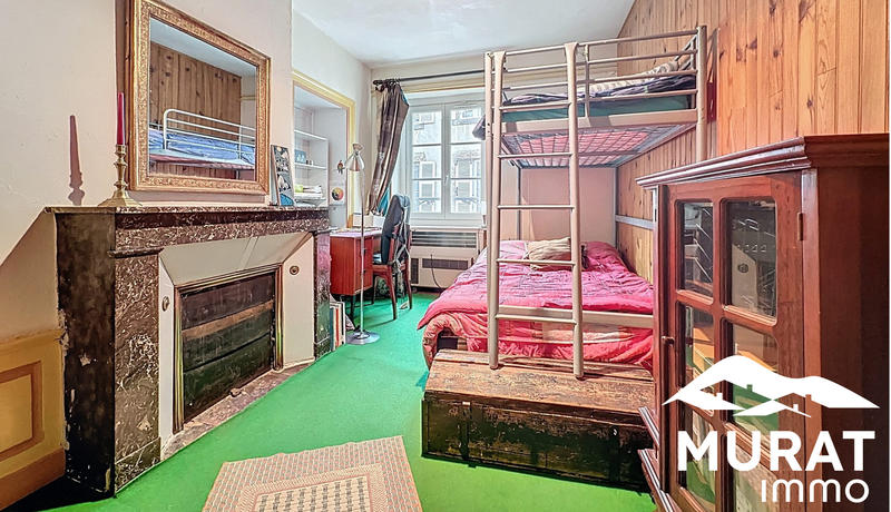 Appartement - 105 m² - 5 pièces