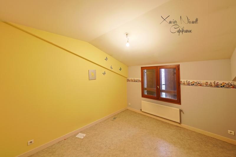 Maison - 373 m² - 8 pièces