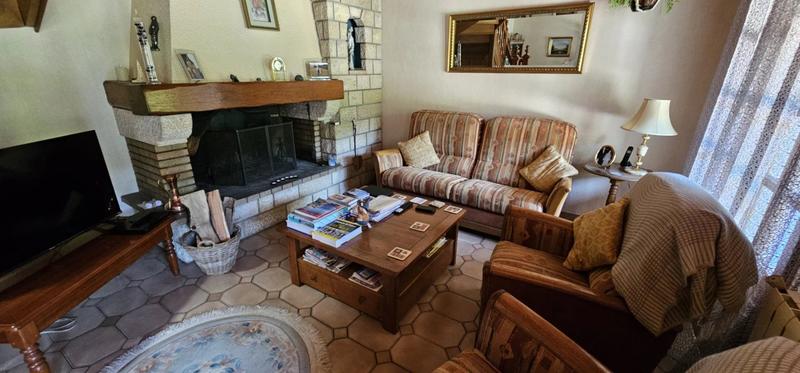 Maison - 212 m² - 9 pièces