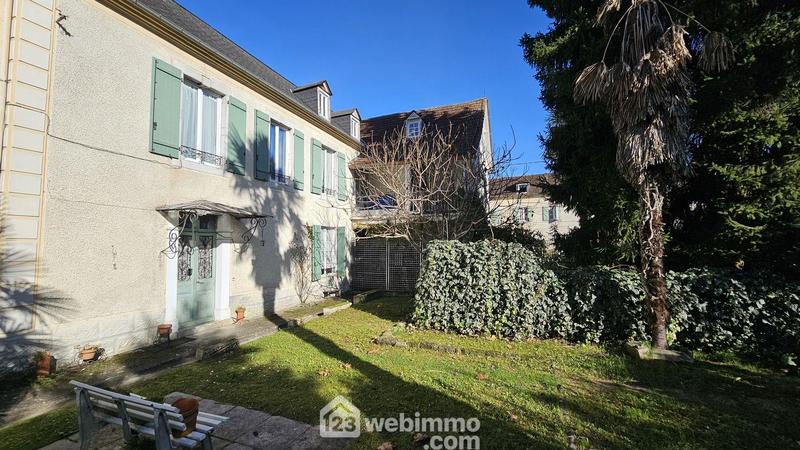 Immeuble - 269 m² - 11 pièces