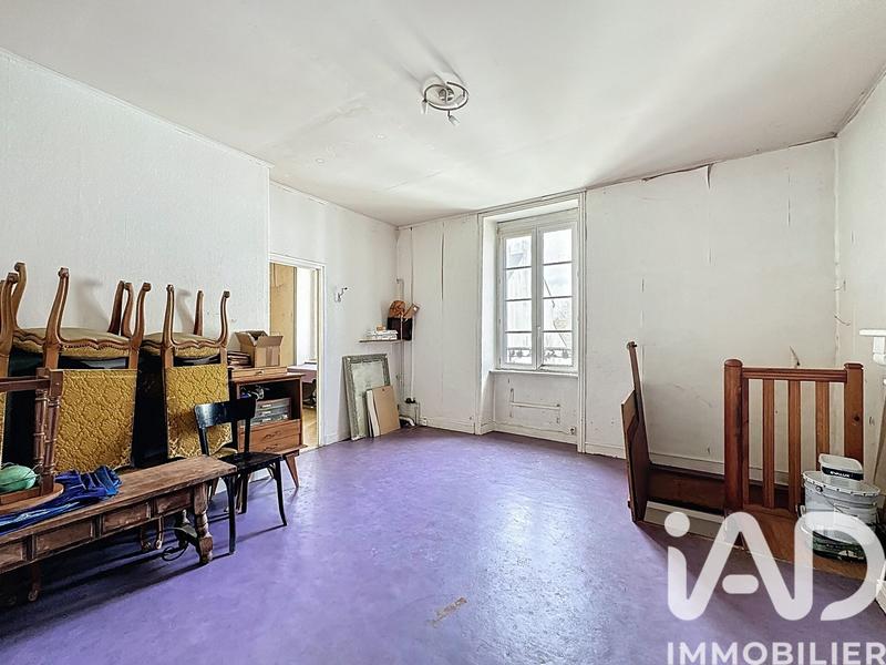 Maison - 375 m² - 11 pièces