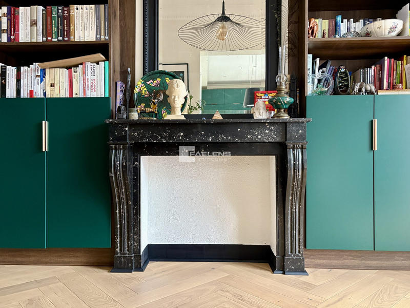 Maison - 260 m² - 8 pièces