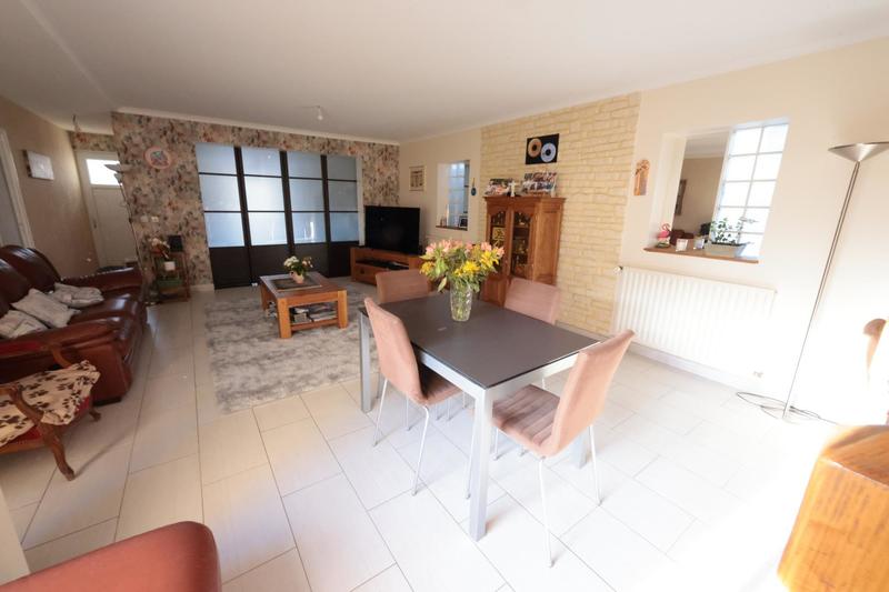 Maison - 143 m² - 7 pièces