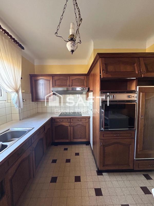 Maison - 145 m² - 6 pièces